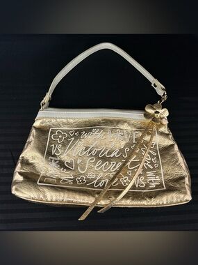 1995 Victoria's Secret purse 6"x 8"x 5.5"